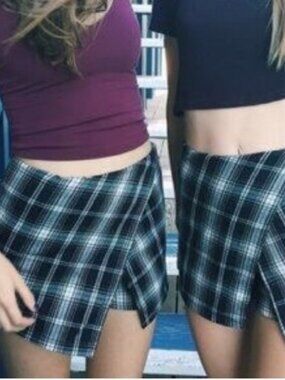 Brandy Melville Plaid Casey Skort